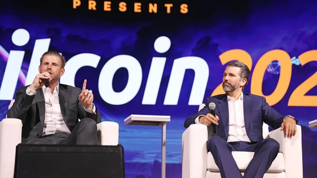 Bỏ túi 1,3 tỷ USD chỉ trong vài tuần, gia đình ông Trump tìm thấy con đường làm giàu nhanh hơn cả bất động sản?