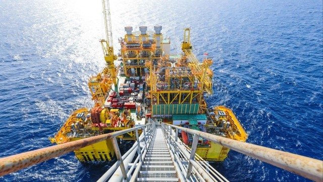 Trung Quốc lập kỳ tích chưa từng có trong lịch sử năng lượng