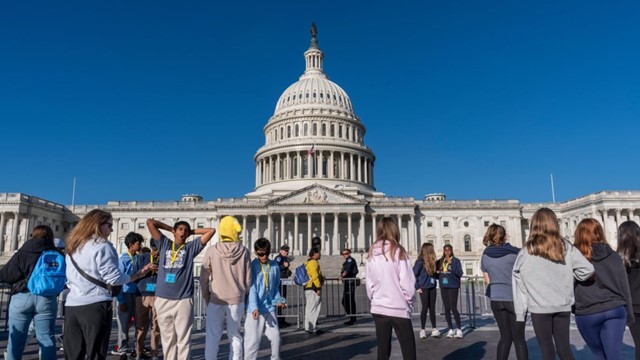 Ông Trump bị tòa án Mỹ chặn đứng kế hoạch quan trọng giữa lúc Chính phủ đóng cửa