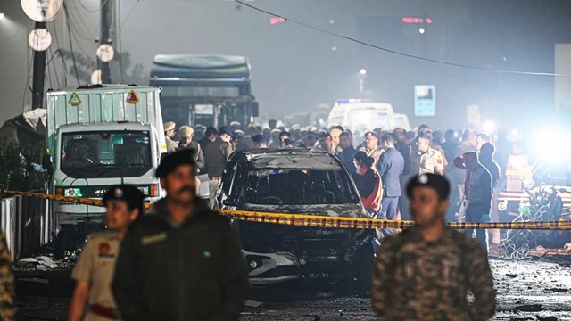 Nổ lớn khiến ít nhất 8 người thiệt mạng, chính quyền ban hành tình trạng báo động đỏ toàn thành phố 