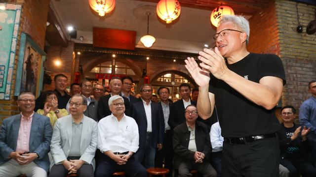 Cặp vợ chồng ‘bỏ túi’ 9 tỷ USD nhờ Nvidia, lọt top tỷ phú giàu nhất thế giới