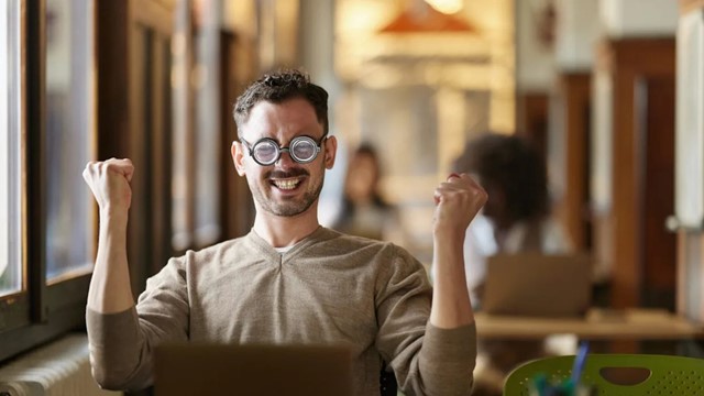 Công việc bị chê 'nhàm chán' bất ngờ trở nên cực 'khát nhân lực', thu nhập lên tới 5 tỷ đồng/năm mà tuyển mãi không đủ người 