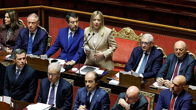 Người dân hoang mang: Kho vàng 300 tỷ USD thực chất thuộc về ai? 