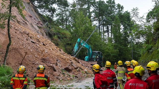 Phát triển hệ thống cảnh báo sạt lở đất ứng dụng AI, độ chính xác tới 90%