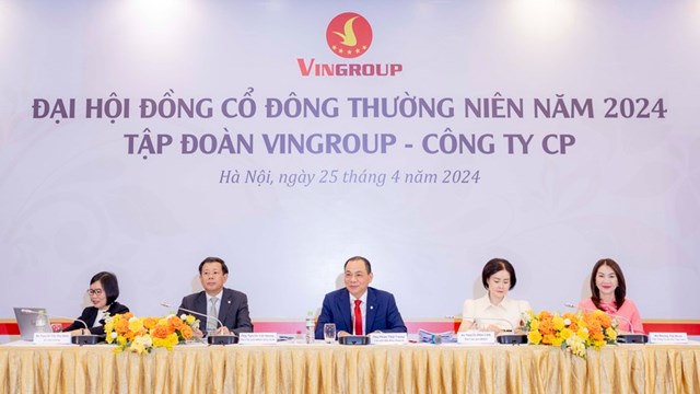 Chủ tịch Vingroup Phạm Nhật Vượng: Sẽ tài trợ thêm cho VinFast 1 tỷ USD, niêm yết Vinpearl nếu thuận lợi