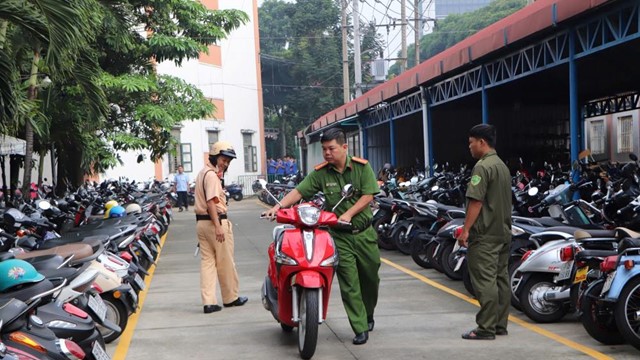 Hà Nội: Công an quận Bắc Từ Liêm thông báo về các phương tiện bị tạm giữ