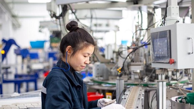 Hơn 111.800 doanh nghiệp gia nhập thị trường, gần 2,3 triệu tỷ đồng vốn đăng ký bổ sung