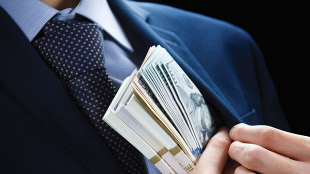 Nhìn lại bức tranh thù lao lãnh đạo doanh nghiệp bất động sản nửa đầu 2025