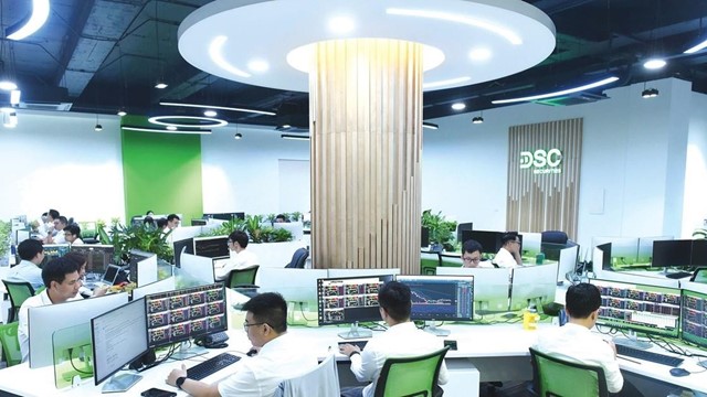 DSC bị xử phạt hơn 712 triệu đồng vì loạt vi phạm trong lĩnh vực chứng khoán