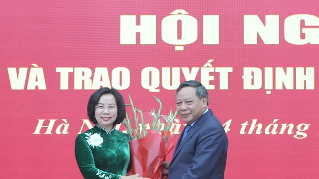 Công bố Quyết định về công tác cán bộ tại Ủy ban Mặt trận Tổ quốc Việt Nam Thành phố Hà Nội