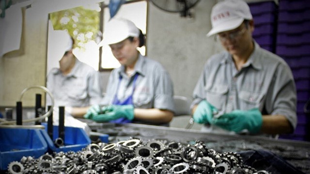 Xuất hiện doanh nghiệp có cổ phiếu "trà đá" nhưng trả cổ tức cao ngất ngưởng, đang chơi với cả Honda, Yamaha, Piaggio...