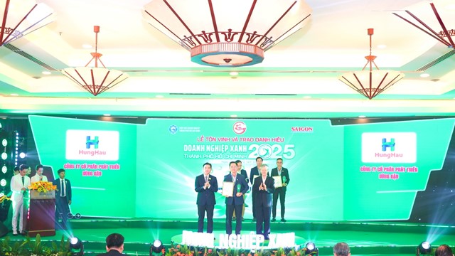 Nhiều doanh nghiệp thuộc hệ sinh thái HungHau Holdings được trao danh hiệu Doanh nghiệp Xanh TP.HCM