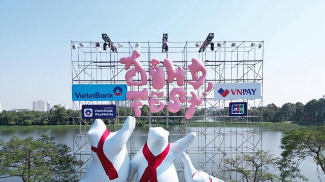 Đông Đúc Đủ Đầy: Lễ hội mùa đông đa trải nghiệm của Hà Nội dịp cuối năm