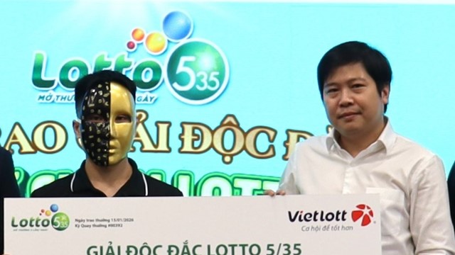 Nam thanh niên tỉnh Cao Bằng trúng giải độc đắc Lotto 5/35 trị giá hơn 20 tỷ đồng