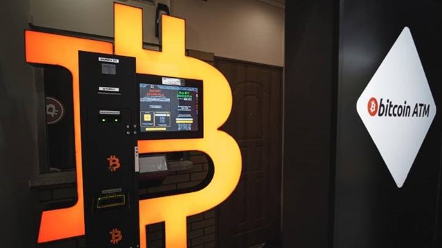 Máy ATM Bitcoin: Con dao hai lưỡi trong thế giới tiền điện tử