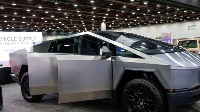 Tesla triệu hồi 27.000 xe Cybertruck do lỗi kỹ thuật