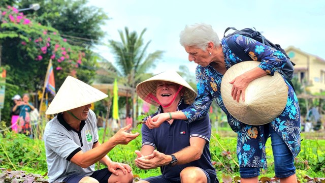 Việt Nam chính thức có thêm một làng du lịch tốt nhất thế giới, là làng rau 400 tuổi ở thành phố đẹp thứ 4 hành tinh