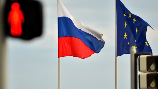 EU ra tối hậu thư, ấn định thời điểm hoàn toàn đoạn tuyệt khí đốt Nga 