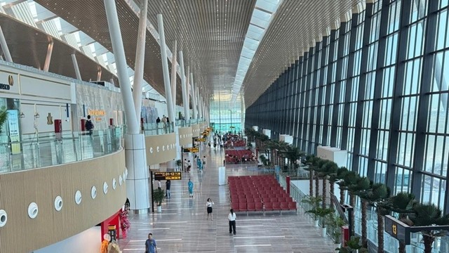 Bộ Xây dựng chỉ đạo khẩn đến ACV khi Nhà ga T3 bị dột mưa