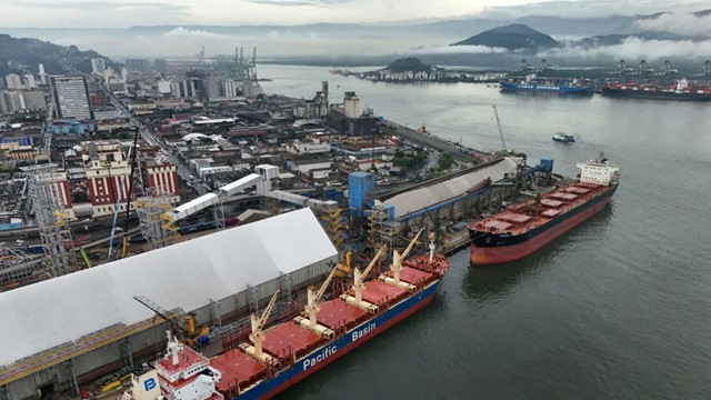 Thoát bóng Mỹ: Trung Quốc âm thầm chi 3,5 tỷ USD xây siêu cảng, trải đường sắt xuyên qua ‘kho lương thực của địa cầu’