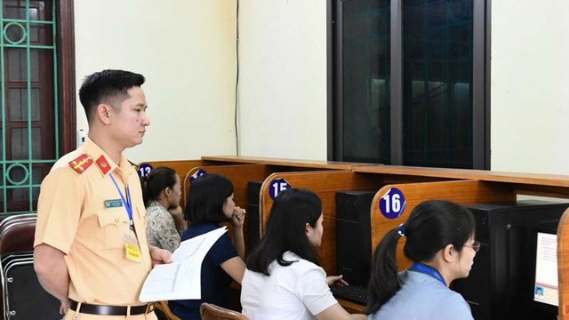 Bộ Công an công bố hướng dẫn sử dụng bộ 600 câu hỏi sát hạch lái xe cơ giới đường bộ