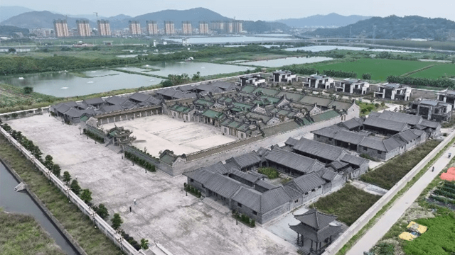 Tháo dỡ biệt phủ 3.500 tỷ xây trái phép trên đất công của đại gia BĐS