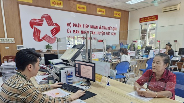 Từ bây giờ, người dân nên cài đặt ngay ứng dụng sau nếu muốn chấm dứt xếp hàng làm thủ tục hành chính