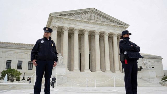 FBI bất ngờ lật lại 2 vụ án rúng động chính trường Mỹ: Liệu ông Biden có liên quan đến cocaine?