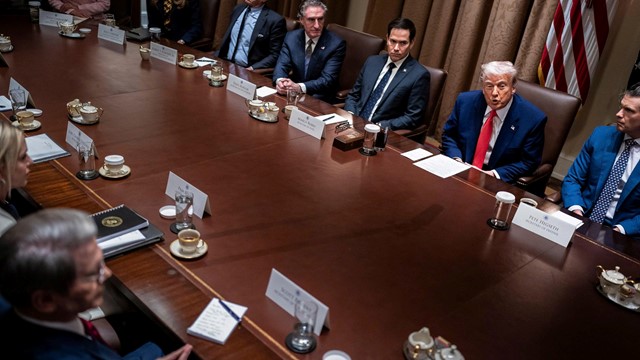 Mỹ sắp tung loạt thỏa thuận thương mại, tuyên bố không gia hạn sau 90 ngày