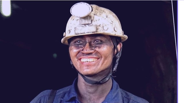 Thợ lò 'xuất sắc nhất ngành than Việt Nam' được phong tặng Anh hùng Lao động, là người đầu tiên in dấu chân xuống độ sâu -300m 