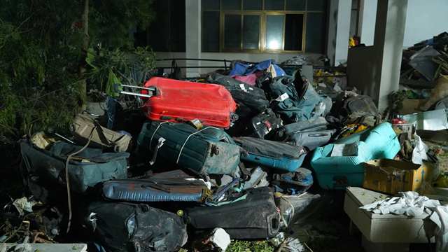 Người duy nhất sống sót trong vụ máy bay rơi ở Ấn Độ: 'Xung quanh tôi là thi thể, tôi hoảng loạn, đứng dậy và chạy'