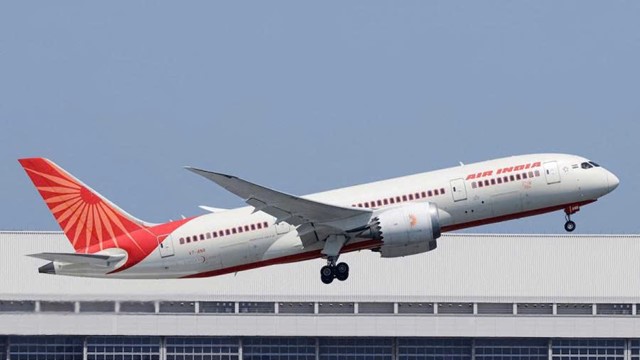 Máy bay Boeing 787 bất ngờ quay đầu khẩn cấp sau chưa đầy 1 giờ cất cánh