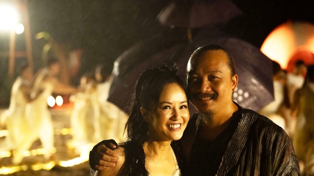 Diva Hồng Nhung gây xúc động khi đang chữa ung thư