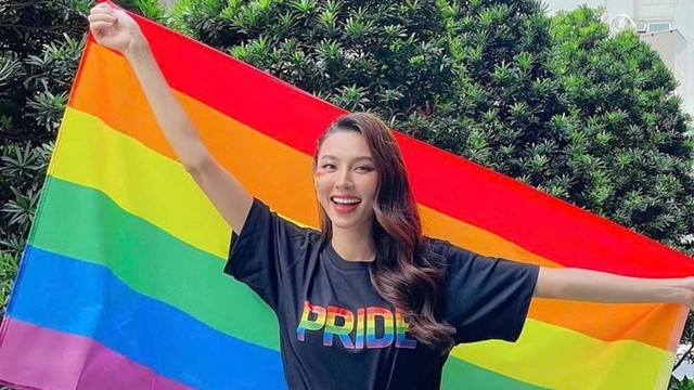 Hoa hậu Thùy Tiên bất ngờ 'xuất hiện' sau hơn 1 tháng bị Bộ Công an bắt tạm giam