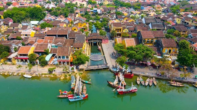 Lý do khiến phố cổ chỉ 64km2 của Việt Nam được khen 'tốt hàng đầu thế giới', thu 3.000 tỷ đồng