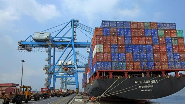 Nền kinh tế số 1 Đông Nam Á thẳng tay chặn hàng hóa trung chuyển sau thỏa thuận với Mỹ 