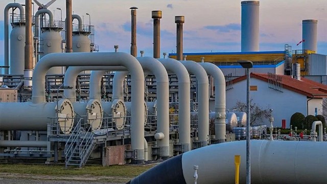 Vừa cam kết đoạn tuyệt, một quốc gia EU tuyên bố tiếp tục nhập 100% khí đốt Nga