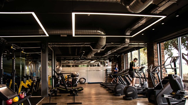 Nghe lời 'đầu tư lời gấp đôi', ông Kim rút 3 tỷ tiền tiết kiệm để mua thẻ gym thời hạn….300 năm