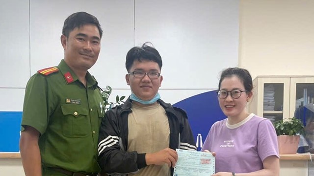 Chị H. chuyển khoản 205 triệu đồng vào tài khoản ngân hàng ACB, 1 ngày sau công an mời lên làm việc