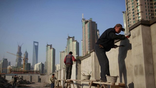 Một mặt hàng chạm đáy 16 năm, bong bóng bất động sản Trung Quốc thêm nặng gánh