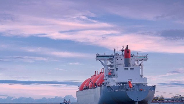 Khí đốt Nga lênh đênh 4 tháng không ai mua, bất ngờ tìm được 'khách sộp' giữa bão trừng phạt