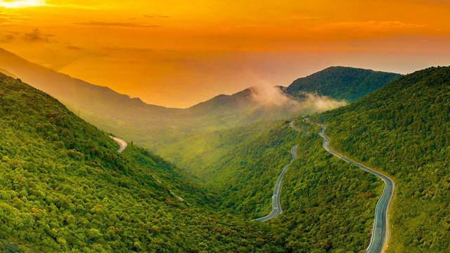 Việt Nam có một đại diện góp mặt trong danh sách những cung đường đẹp nhất thế giới