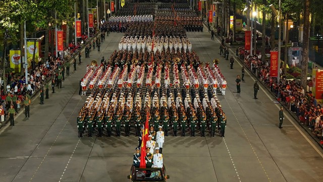 Thủ tướng kêu gọi người dân không chen lấn xô đẩy và giữ vệ sinh dịp Quốc khánh 2/9