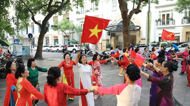 Cách liên kết tài khoản ngân hàng với VNeID để nhận 100.000 đồng từ Chính phủ nhân dịp Quốc khánh 2/9