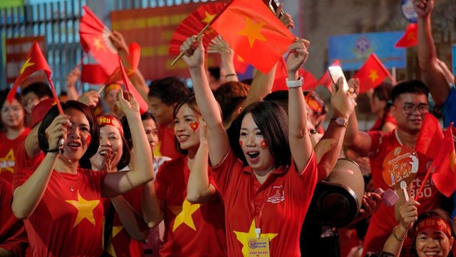 Thông tin Chính phủ: Tặng 100.000 đồng/người cho toàn dân ăn Tết Độc lập