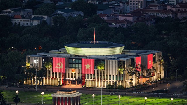 Nhà Quốc hội mở cửa đón người dân tham quan dịp Quốc khánh 2/9