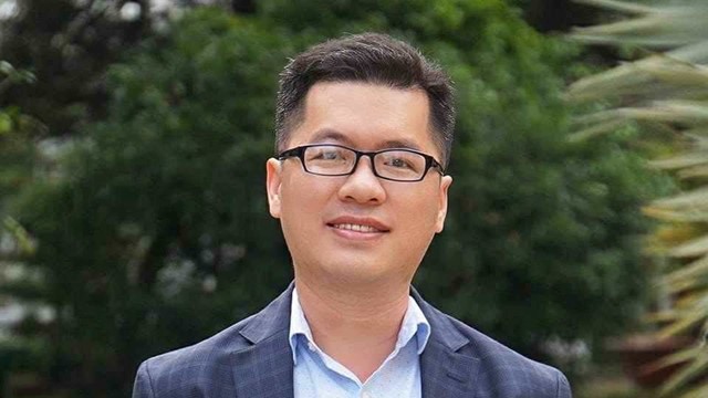 Ứng viên giáo sư trẻ nhất từng được tuyển thẳng vào đại học, nhận 3 học bổng tiến sĩ