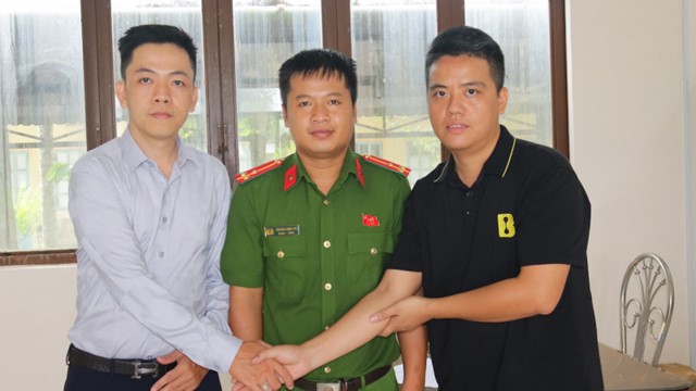 Có 2,3 tỷ không rõ nguồn gốc trong tài khoản ngân hàng, anh Khải bị công an mời lên làm việc gấp