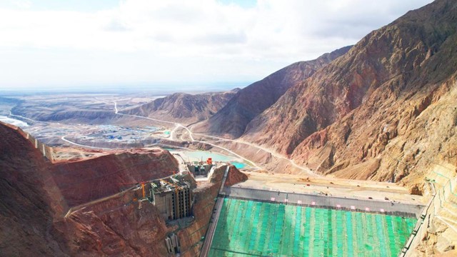 Sử dụng trí tuệ nhân tạo, nước sát vách Việt Nam xây ‘siêu’ đập 247m trị giá 33.000 tỷ