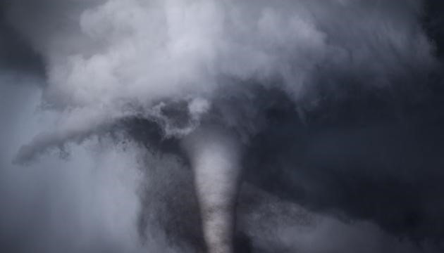 Cơn lốc xoáy kinh hoàng 'càn quét' 352km trong 3,5 giờ khiến 700 người chết, 2.000 người bị thương, 15.000 ngôi nhà bị phá hủy